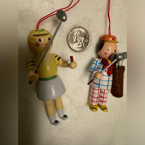 Vintage Golfers Wooden Christmas ornaments - Picture 3 of 7